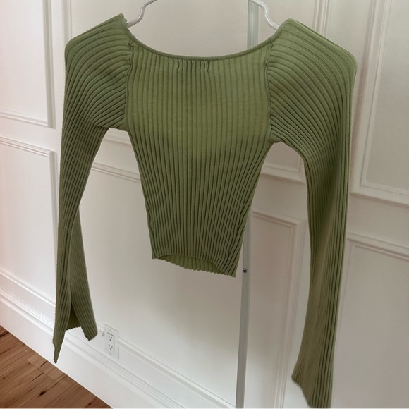 Green Long sleeve - Picture 4 of 4